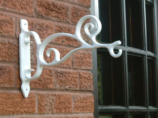 hanging basket bracket